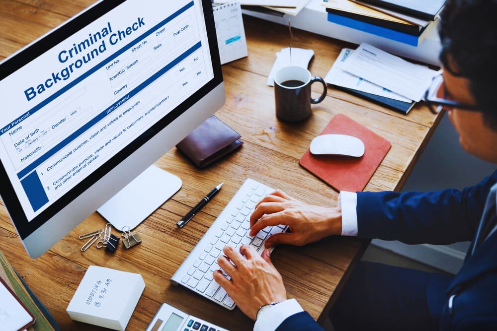 Background Check de Fornecedores: Proteja sua Empresa da Lei Anticorrupção