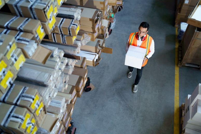 Habilidades Essenciais para um Estoquista: O Que o Mercado Busca