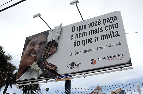 ideias criativas para outdoor publicitário