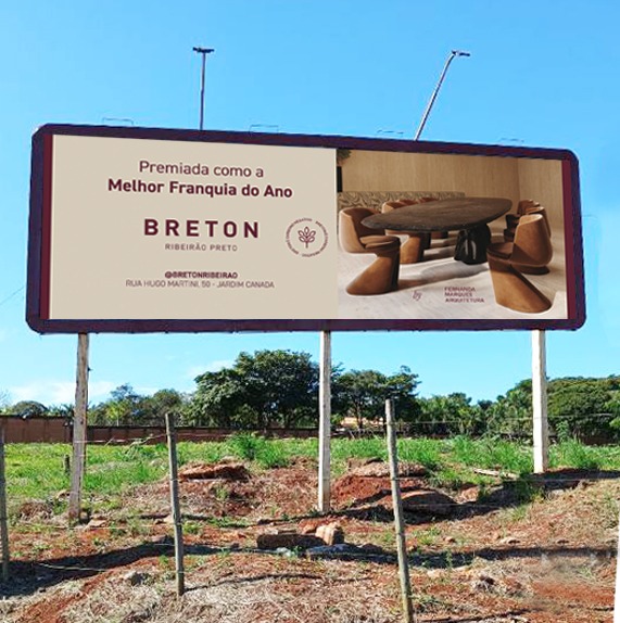 painel publicitário