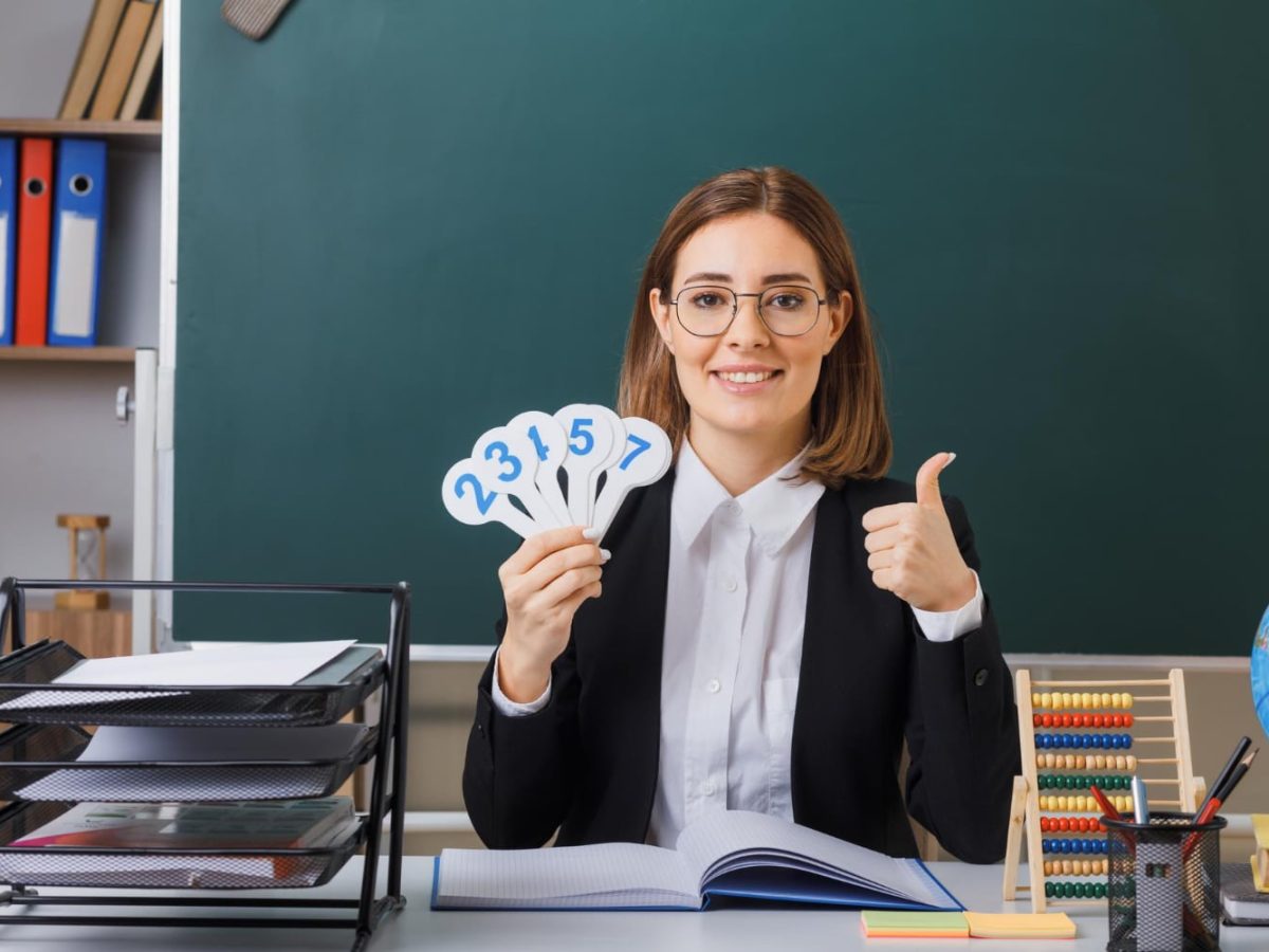 Diferenças Salariais: Pedagogo no Setor Público vs. Privado