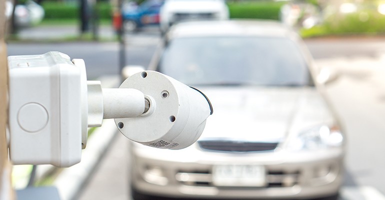 As Melhores Câmeras LPR para Gestão de Tráfego e Estacionamentos