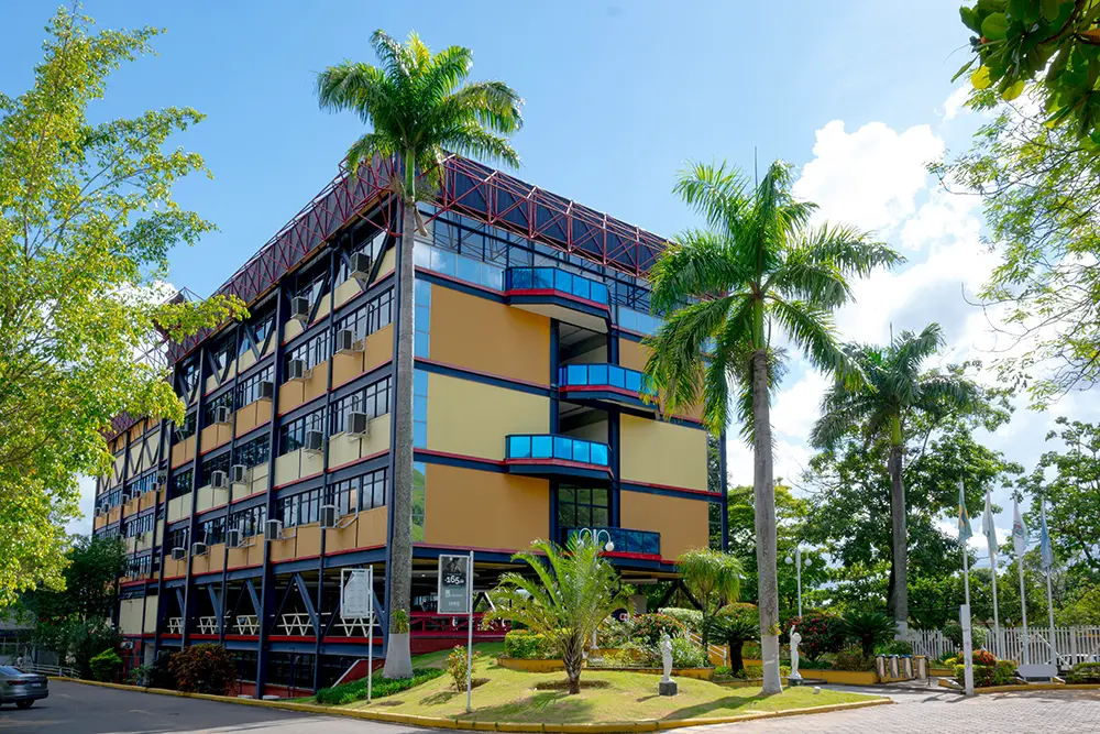 Guia Completo dos Cursos de Graduação UNIG Nova Iguaçu