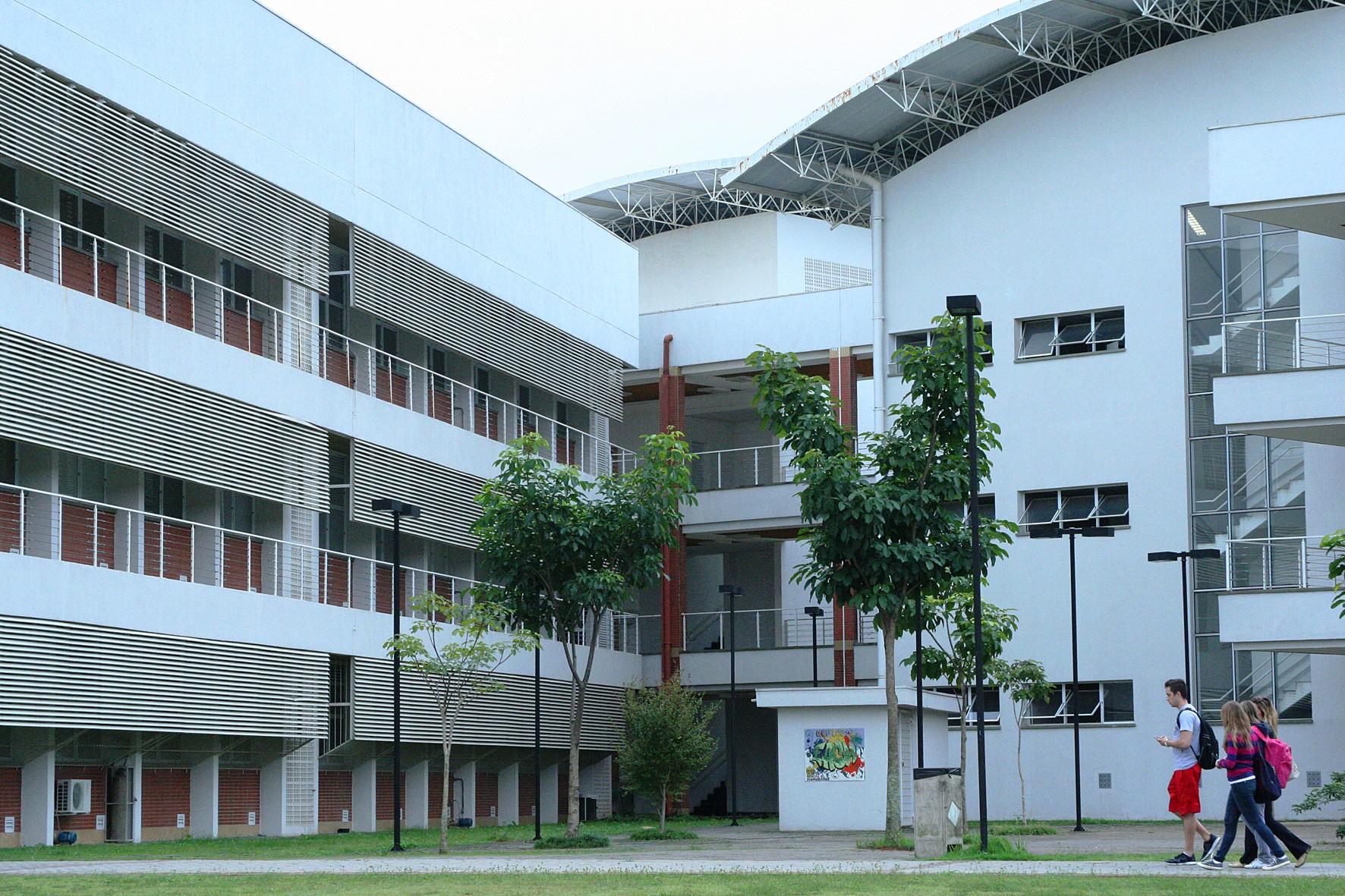 Notas de Corte FUVEST e ENEM-USP para a EACH: Prepare-se para 2026