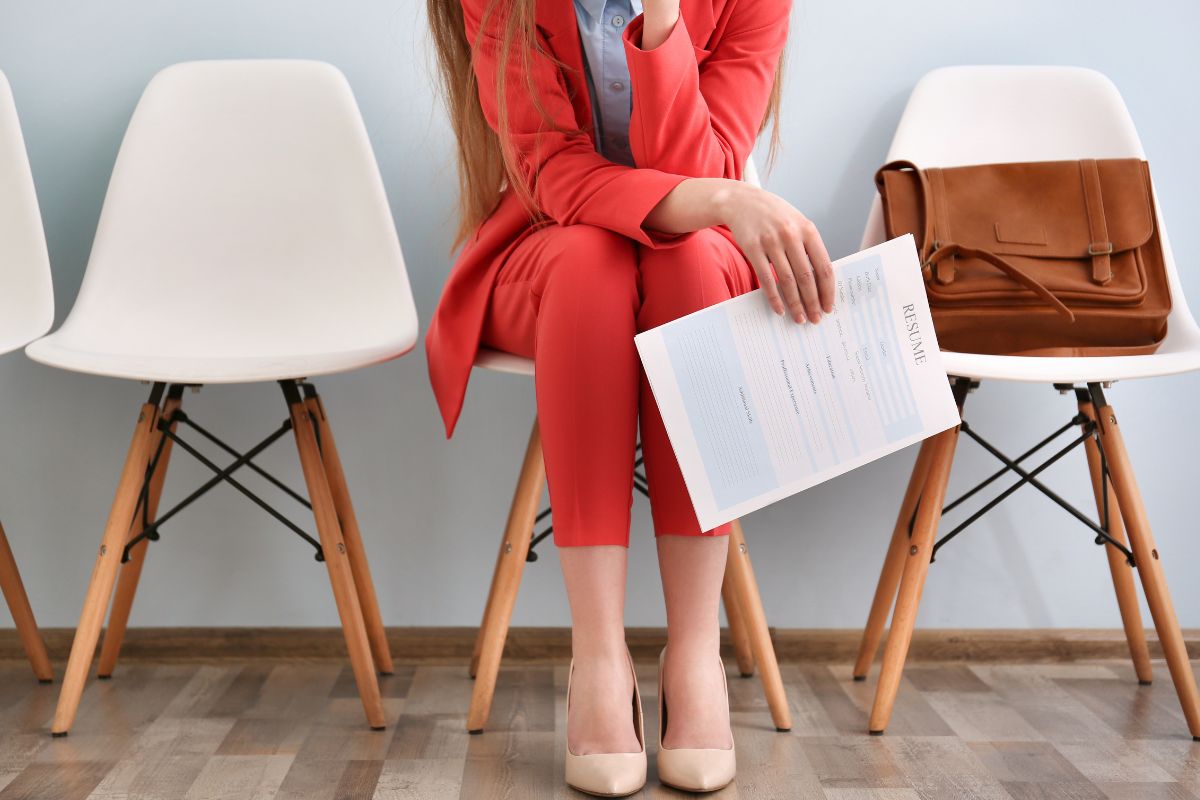 roupa entrevista de emprego online