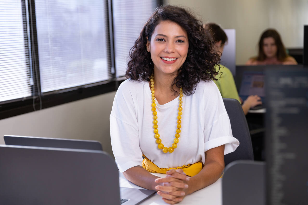 vestimenta para entrevista em multinacional