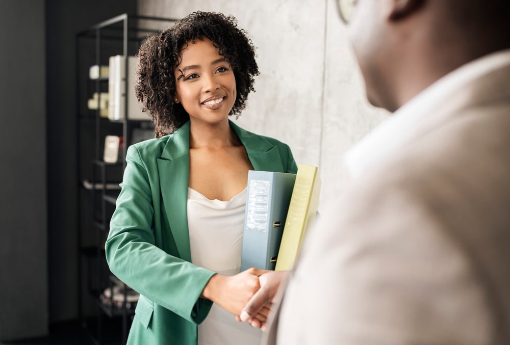 causar boa impressão trabalho novo